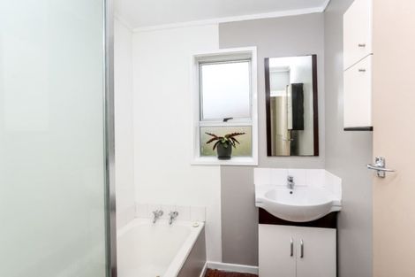 Photo of property in 42 Hobart Drive, Spotswood, New Plymouth, 4310