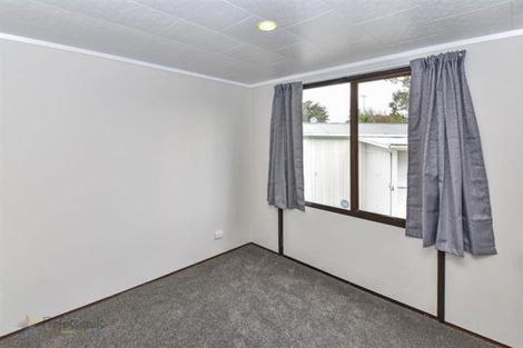 Photo of property in 36 Seaward Place, Wattle Downs, Auckland, 2103