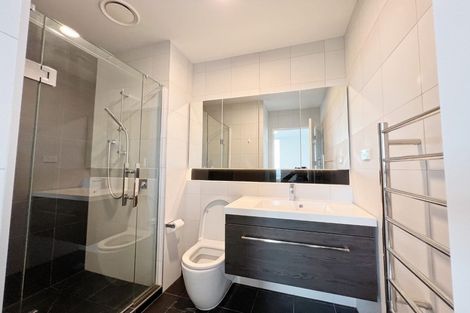 Photo of property in 401/19 Rawene Road, Birkenhead, Auckland, 0626