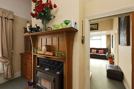 Photo of property in 402 Lascelles Street, Saint Leonards, Hastings, 4120