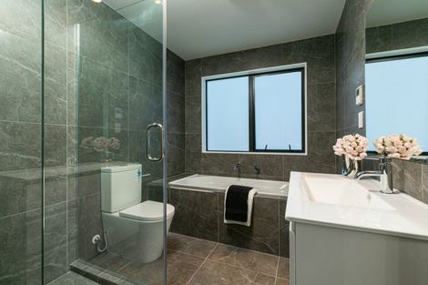 Photo of property in 1/20 Penzance Road, Mairangi Bay, Auckland, 0630