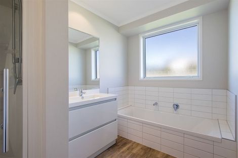 Photo of property in 3 Island Vista, Athenree, Waihi Beach, 3177