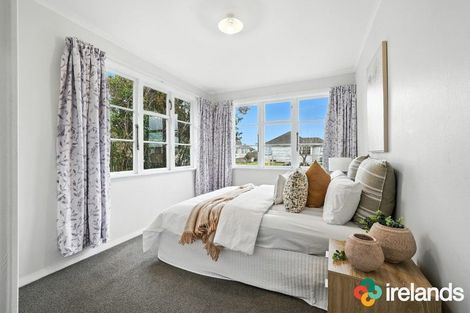 Photo of property in 30 Bateman Avenue, Bryndwr, Christchurch, 8053