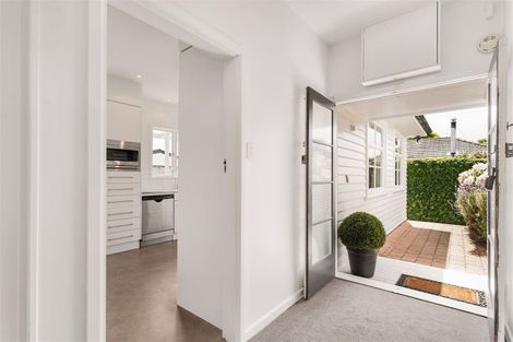 Photo of property in 7 Wallace Street, Bryndwr, Christchurch, 8053