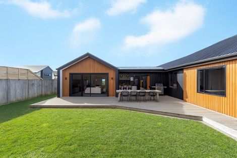 Photo of property in 49 Pinehurst Crescent, Morrinsville, 3300