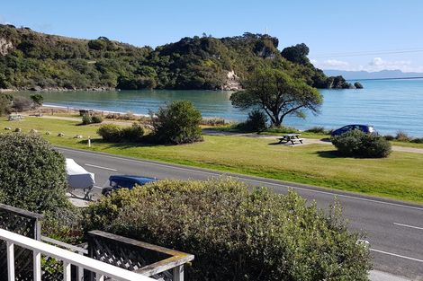 Photo of property in 1110 Abel Tasman Drive, Ligar Bay, Takaka, 7183