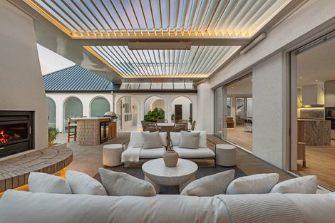 Photo of property in 93 Carlton Mill Road, Merivale, Christchurch, 8014