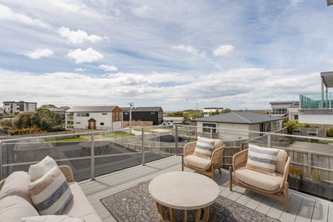 Photo of property in 1330b Papamoa Beach Road, Papamoa Beach, Papamoa, 3118