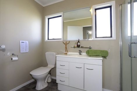 Photo of property in 10a Te Arawa Place, Welcome Bay, Tauranga, 3112