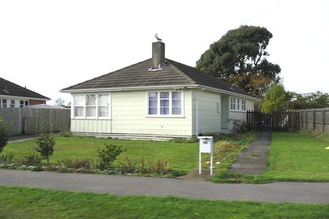 Photo of property in 40 Oakland Street, Northcote, Christchurch, 8052