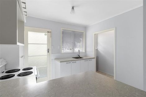 Photo of property in 71a Commercial Road, Helensville, 0800