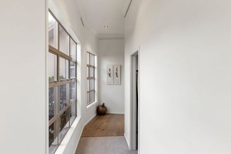 Photo of property in 5 Cooper Crescent, Cambridge, 3434