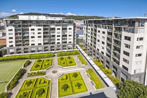 Photo of property in Sanctum Apartment, 10 Ebor Street, Te Aro, Wellington, 6011