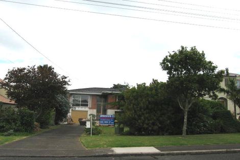 Photo of property in 7 Cecil Road, Milford, Auckland, 0620