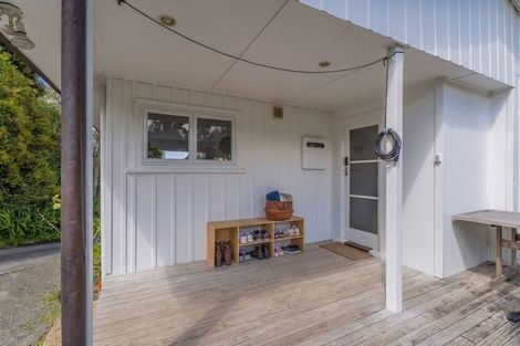 Photo of property in 4 Ocean Beach Road, Tairua, 3508