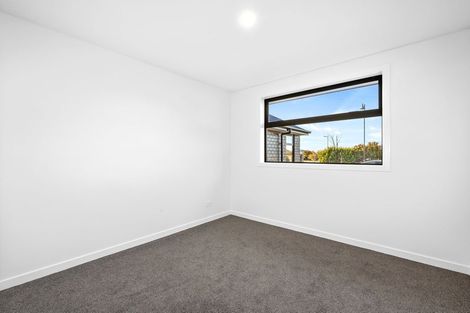 Photo of property in 2 Kahurangi Road, Halswell, 8025