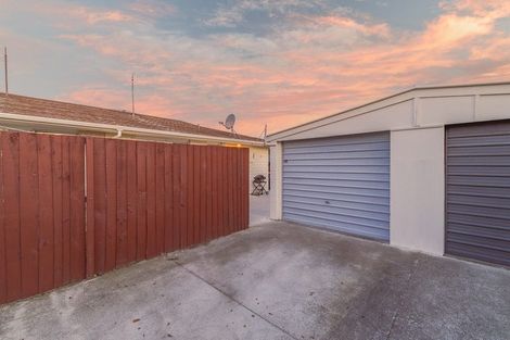Photo of property in 2/136 Pine Avenue, South New Brighton, Christchurch, 8062