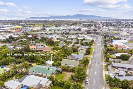 Photo of property in 36 Ruapehu Street, Paraparaumu, 5032