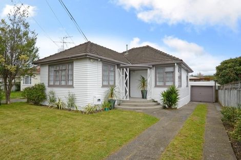 Photo of property in 6 Oak Street, Ebdentown, Upper Hutt, 5018