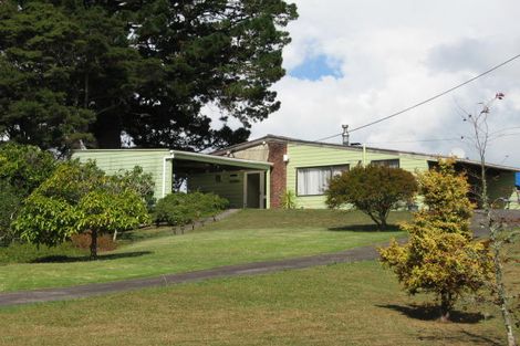 Photo of property in 196 Cliff View Drive, Green Bay, Auckland, 0604