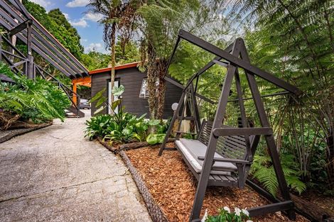 Photo of property in 12 Carlisle Road, Browns Bay, Auckland, 0630