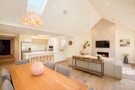 Photo of property in 7 Ogilvie Lane, Arrowtown, 9371