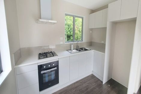 Photo of property in 15 Walnut Lane, Browns Bay, Auckland, 0630