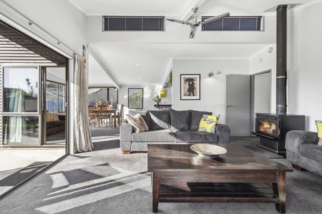 Photo of property in 11 Juno Place, Wanaka, 9305