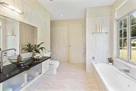 Photo of property in 15 Tarahunga Road, Levin, 5571