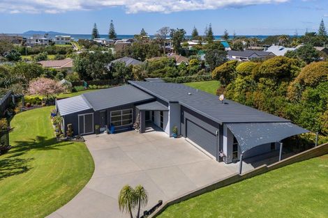 Photo of property in 22 Reo Crescent, Waihi Beach, 3611