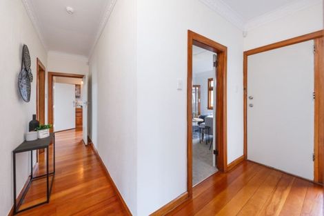 Photo of property in 30 Havill Street, Takaro, Palmerston North, 4410