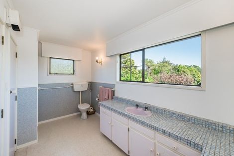 Photo of property in 73 Nimmo Avenue East, Waikanae, 5036