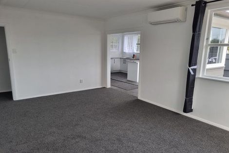 Photo of property in 9 Dampier Avenue, Awapuni, Palmerston North, 4412