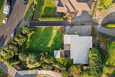 Photo of property in 23 Heta Road, Highlands Park, New Plymouth, 4312