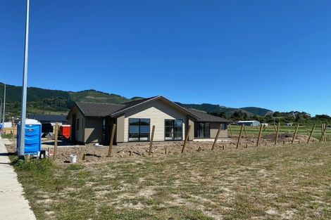 Photo of property in 102 Bateup Road, Hope, Richmond, 7020