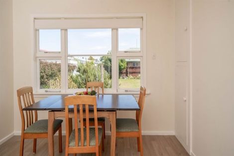 Photo of property in 147 Grimseys Road, Redwood, Christchurch, 8051