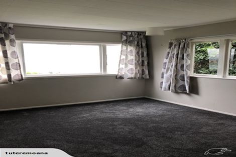 Photo of property in 112 Motuhara Road, Plimmerton, Porirua, 5026