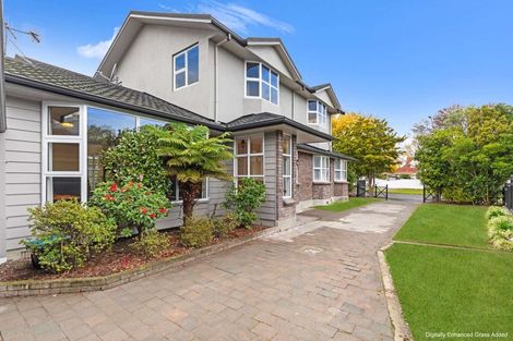 Photo of property in 52 John F Kennedy Drive, Milson, Palmerston North, 4414