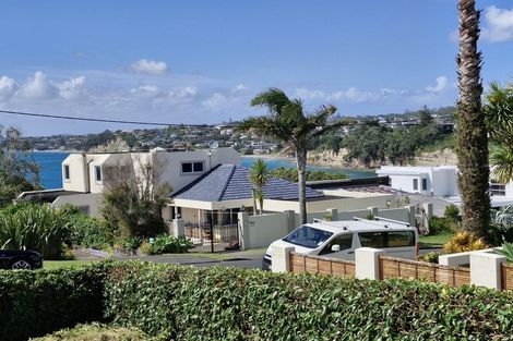 Photo of property in 1/20 Churchill Road, Murrays Bay, Auckland, 0630