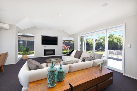 Photo of property in 10 Lady Nugent Lane, Halswell, Christchurch, 8025