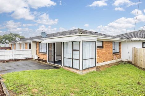 Photo of property in 1 Ranfurly Road, Papatoetoe, Auckland, 2104