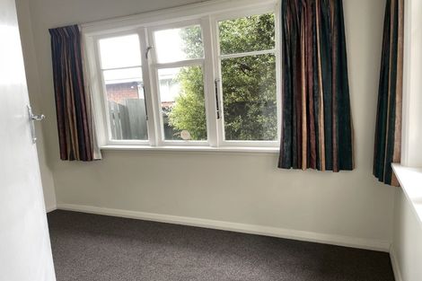 Photo of property in 11 College Street, Awapuni, Palmerston North, 4412