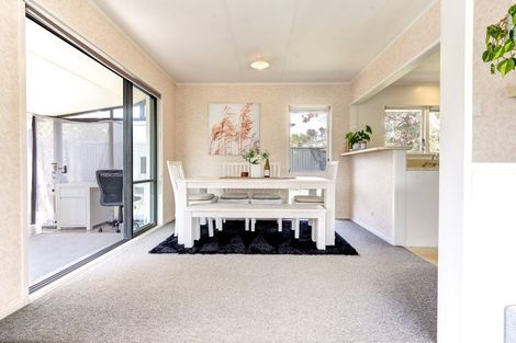 Photo of property in 9 Glendale Drive, Dinsdale, Hamilton, 3204