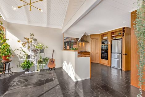 Photo of property in 172 Paremata Road, Paremata, Porirua, 5024