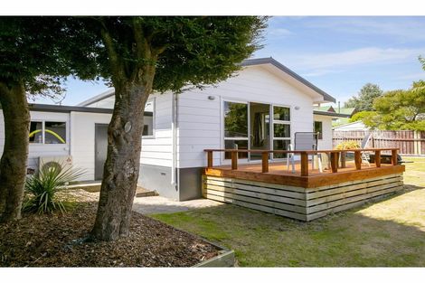 Photo of property in 35 Otupai Street, Two Mile Bay, Taupo, 3330
