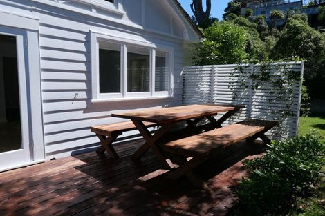 Photo of property in 16 Renown Road, Raumati South, Paraparaumu, 5032