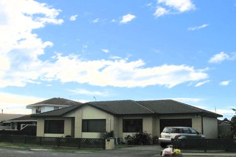 Photo of property in 1/28 Park Road, Greenmeadows, Napier, 4112