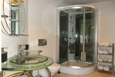 Photo of property in The Quay, 8/332b1 Lambton Quay, Wellington Central, Wellington, 6011