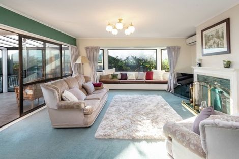 Photo of property in 2/3 Te Akau Crescent, Bucklands Beach, Auckland, 2012
