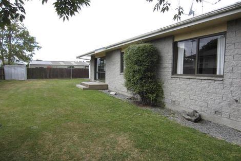 Photo of property in 19 Factory Road, Belfast, Christchurch, 8051